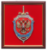эмблема (герб) ФСБ 40х42см. в раме красное дерево, орел металлизация, красный флок
