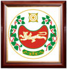 Печать герба Хакасии на пластике в различных вариантах рам: красное дерево, орех, золото